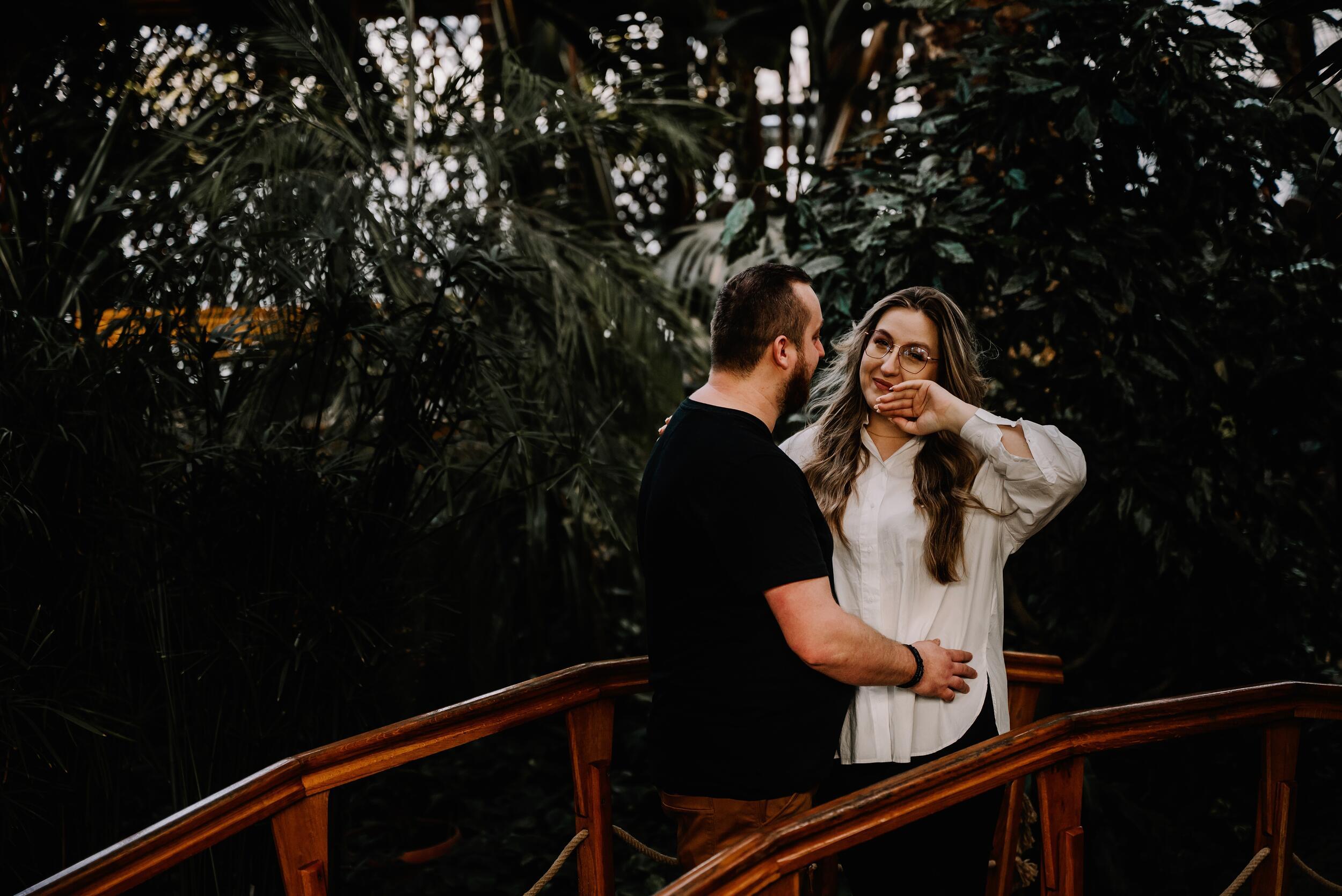 Sesja zaręczynowa w Palmiarni – zdjęcia z zaręczyn